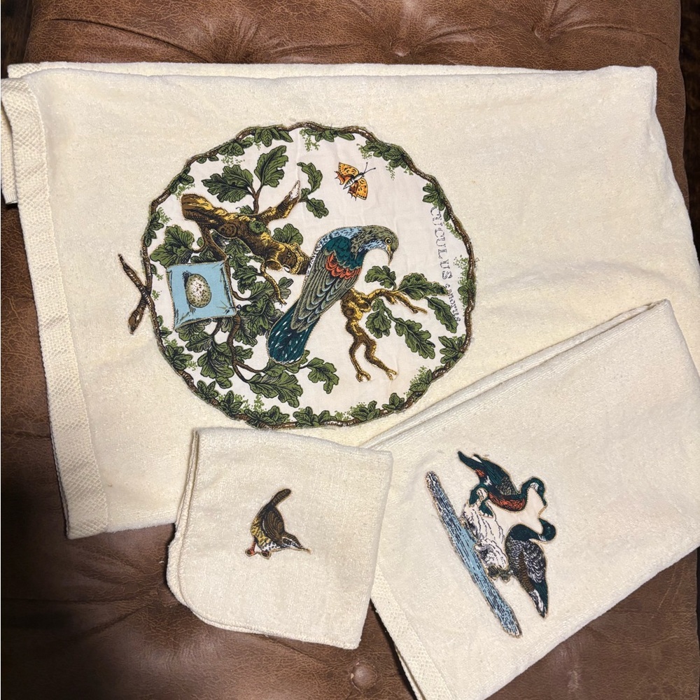 Vintage quilted bird print towel set